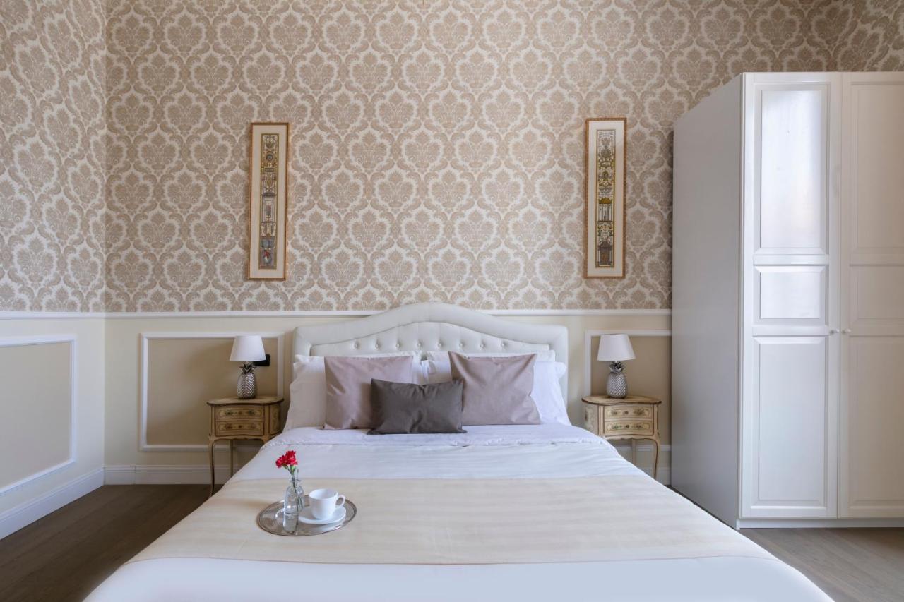 Renaissance Luxury Experience * Rom